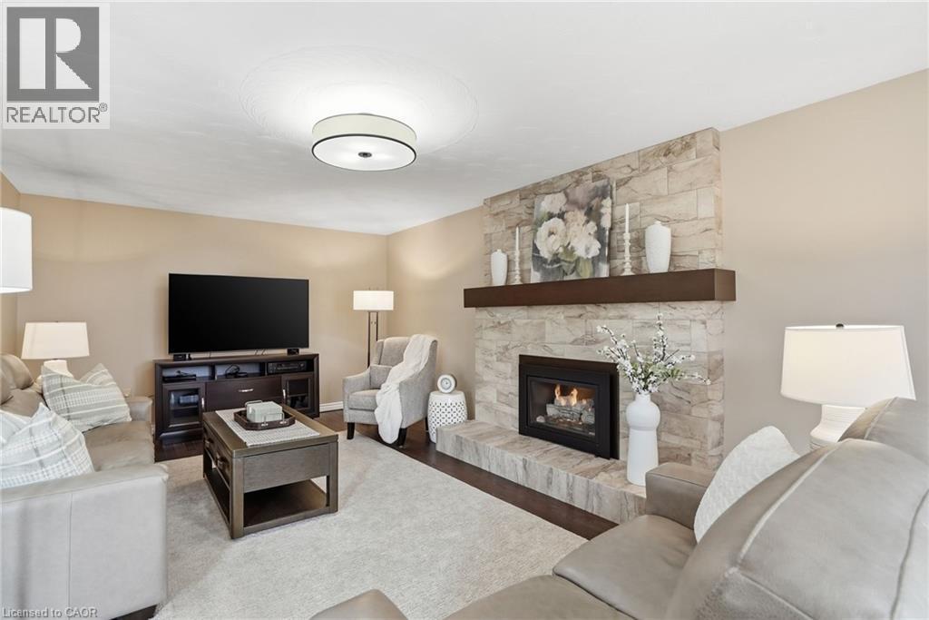 31 Republic Avenue, Hamilton, ON - Indoor Photo Showing Living Room With Fireplace