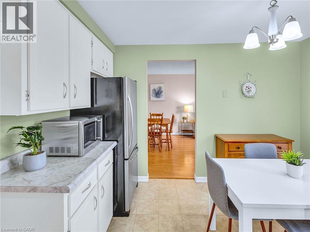 28 Underhill Crescent Unit# 3, Kitchener, ON - Indoor
