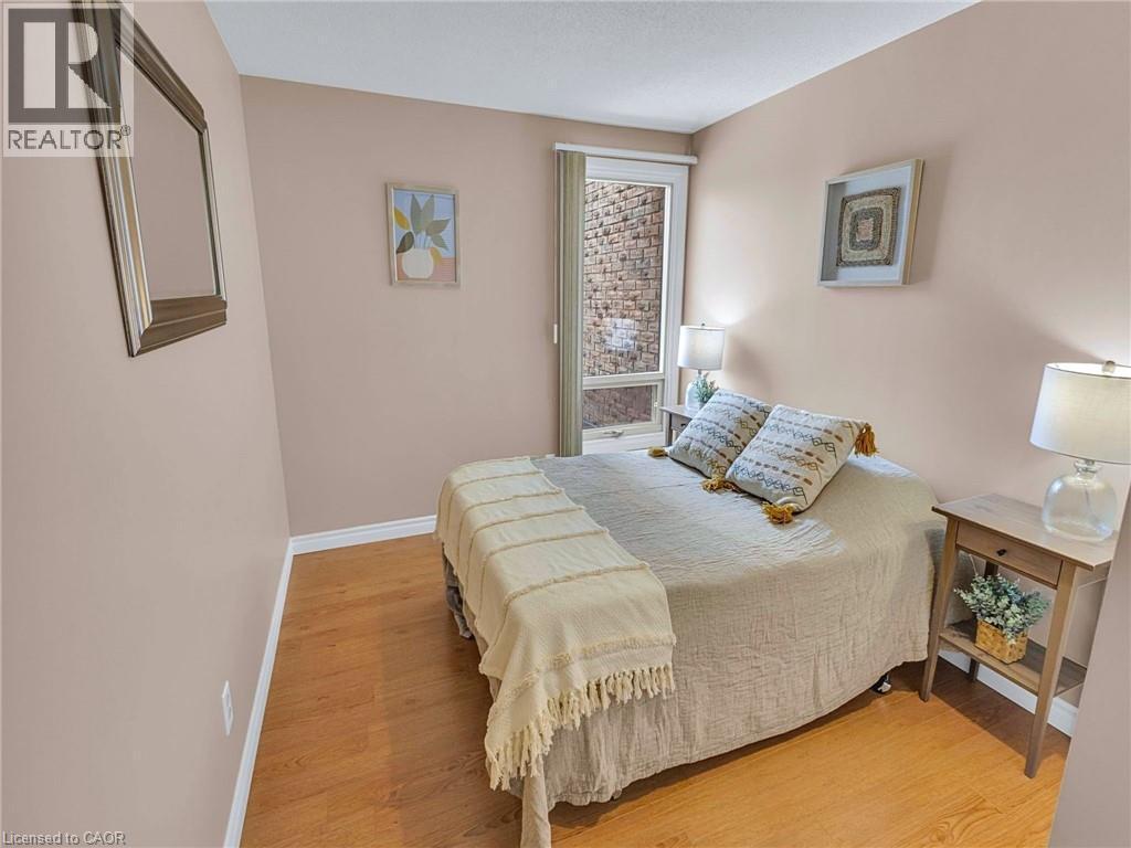 28 Underhill Crescent Unit# 3, Kitchener, ON - Indoor Photo Showing Bedroom