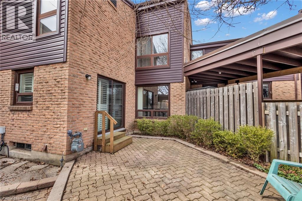 28 Underhill Crescent Unit# 3, Kitchener, ON - Outdoor