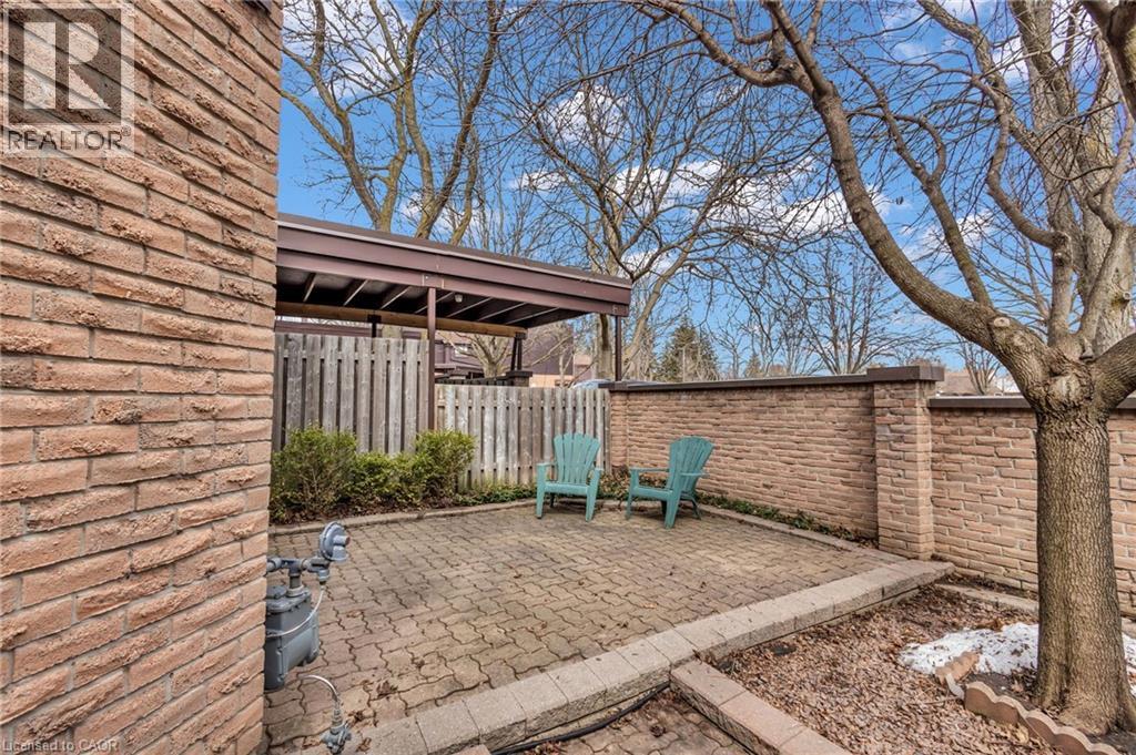 28 Underhill Crescent Unit# 3, Kitchener, ON - Outdoor