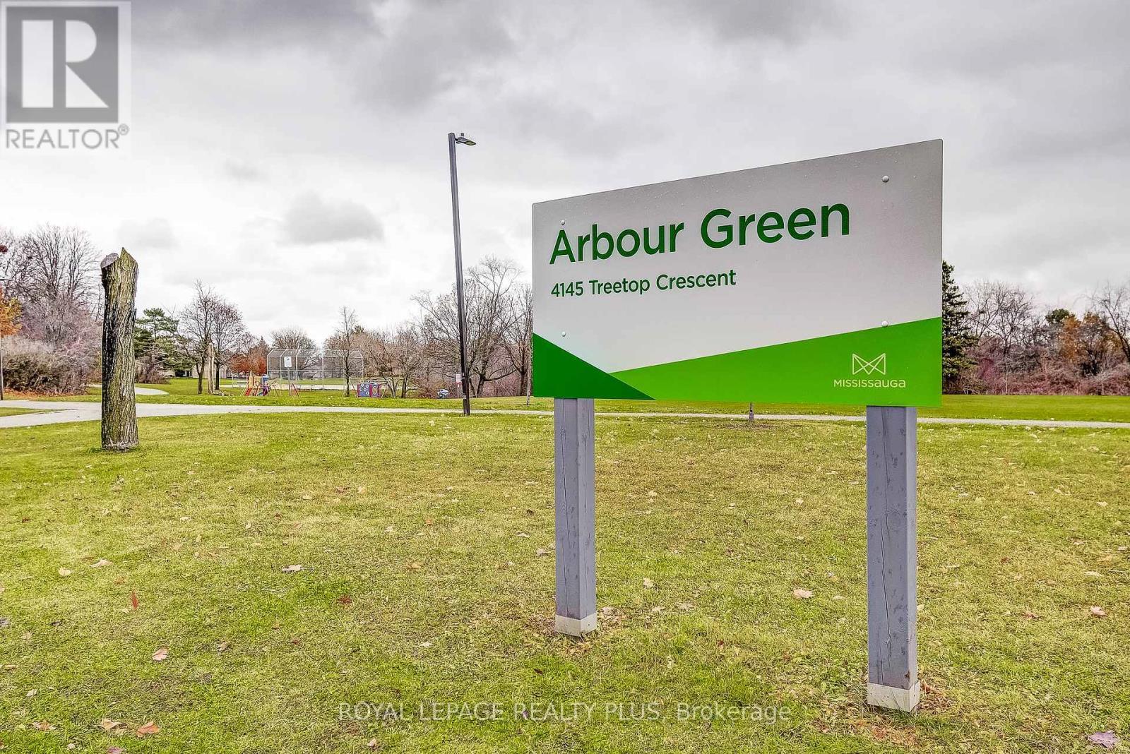 4170 Treetop Crescent, Mississauga, ON - Outdoor With View