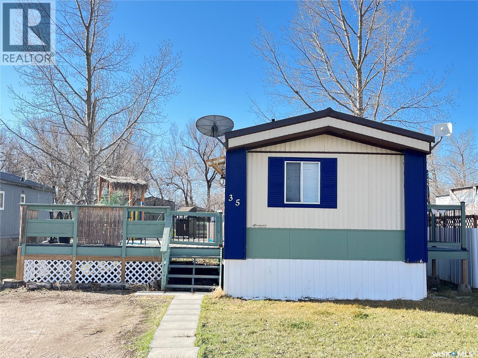 35 Cypress Mobile Home Park, Maple Creek, SK - Outdoor With Deck Patio Veranda