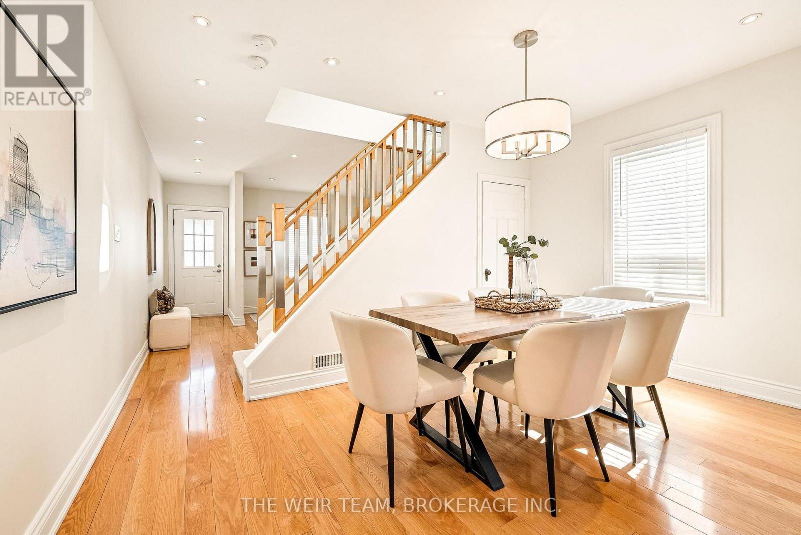 10 Eldon Avenue, Toronto, ON - Indoor Photo Showing Dining Room