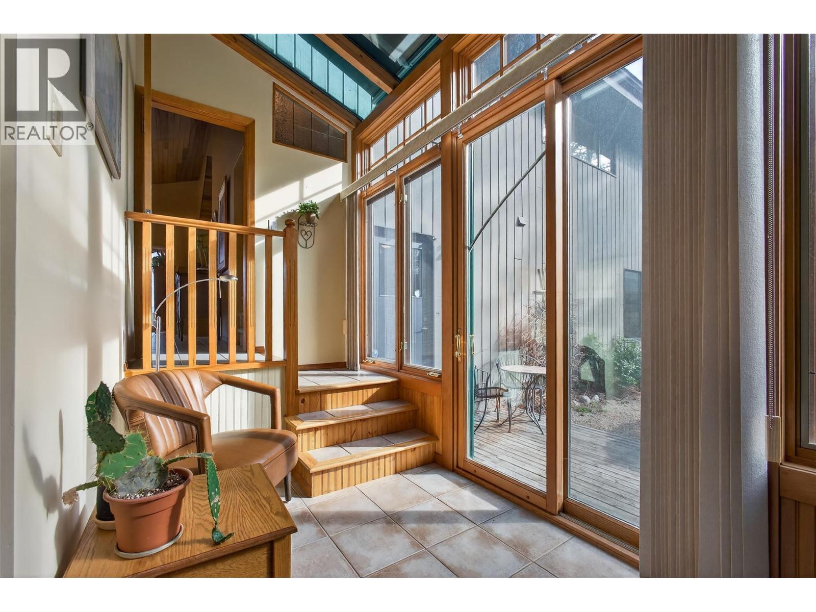 935 Lloyd Jones Drive, West Kelowna, BC - Indoor Photo Showing Other Room