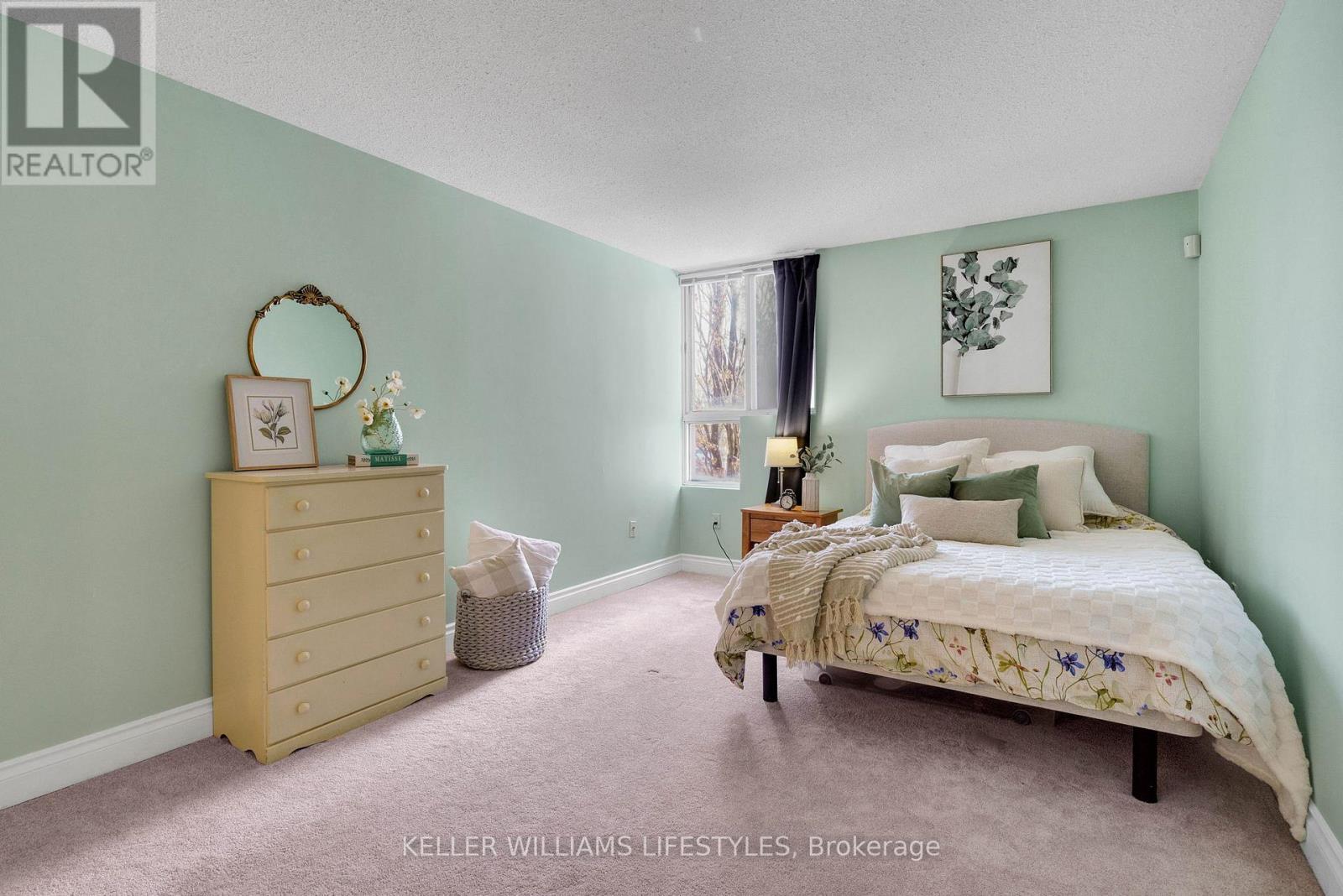 205 - 7 Picton Street, London East (East F), ON - Indoor Photo Showing Bedroom