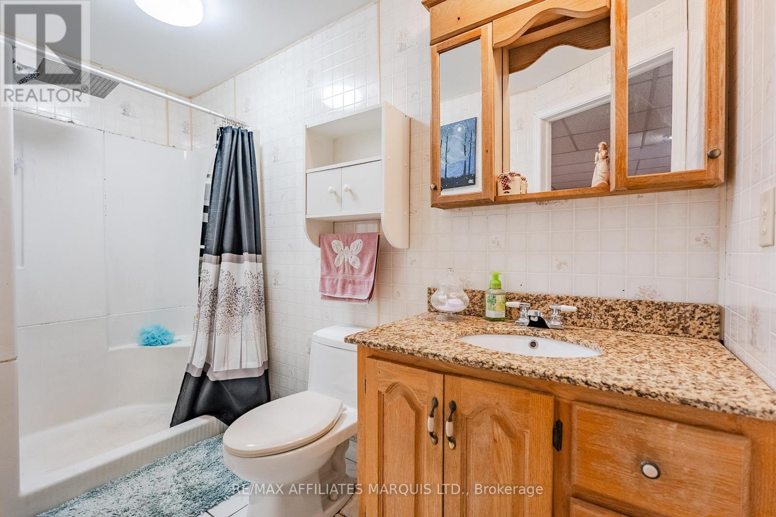668 Champlain Drive N, Cornwall, ON - Indoor Photo Showing Bathroom