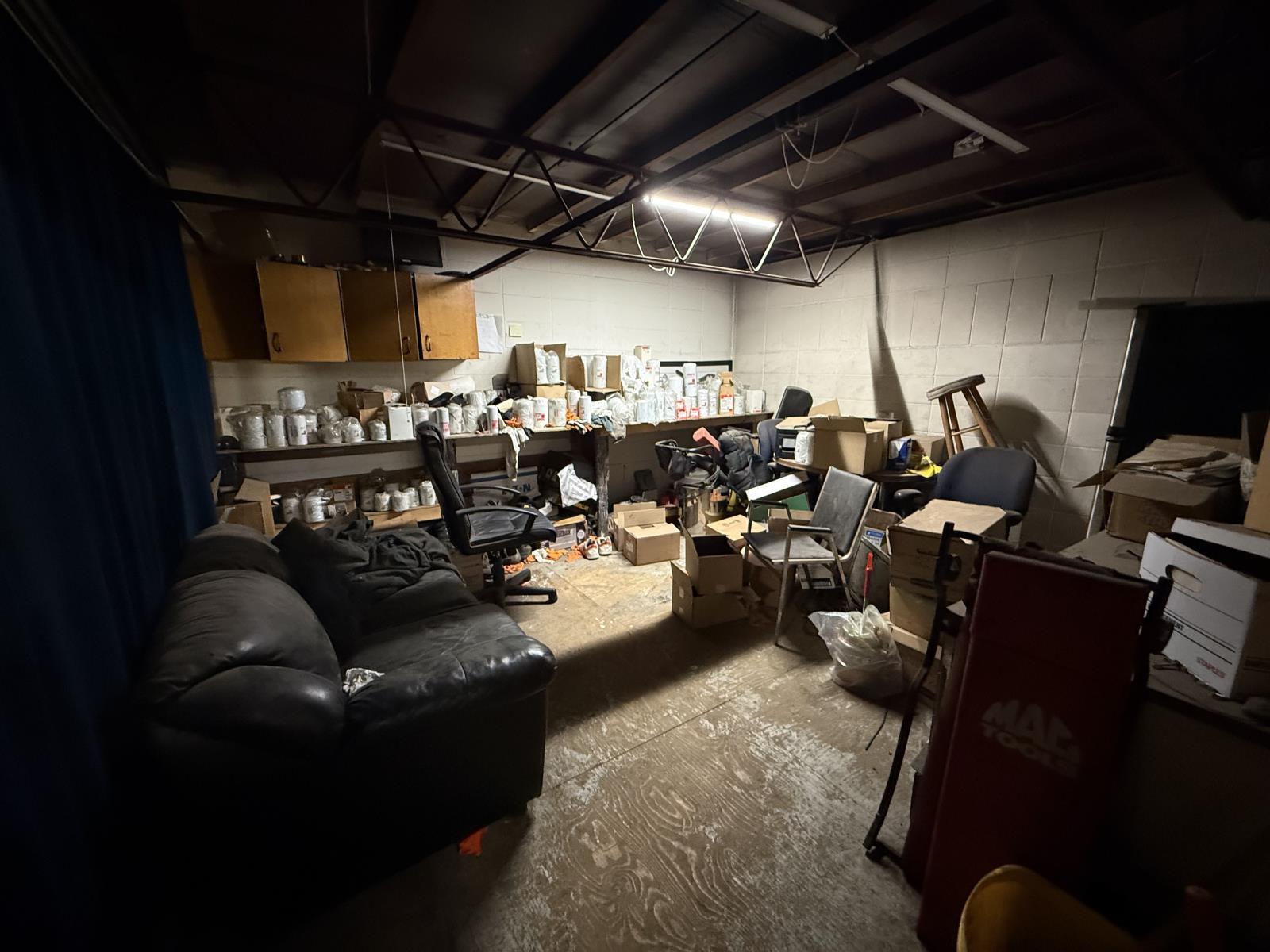 16649 114 Ave Nw, Edmonton, AB