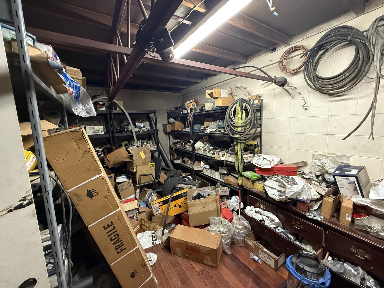 16649 114 Ave Nw, Edmonton, AB