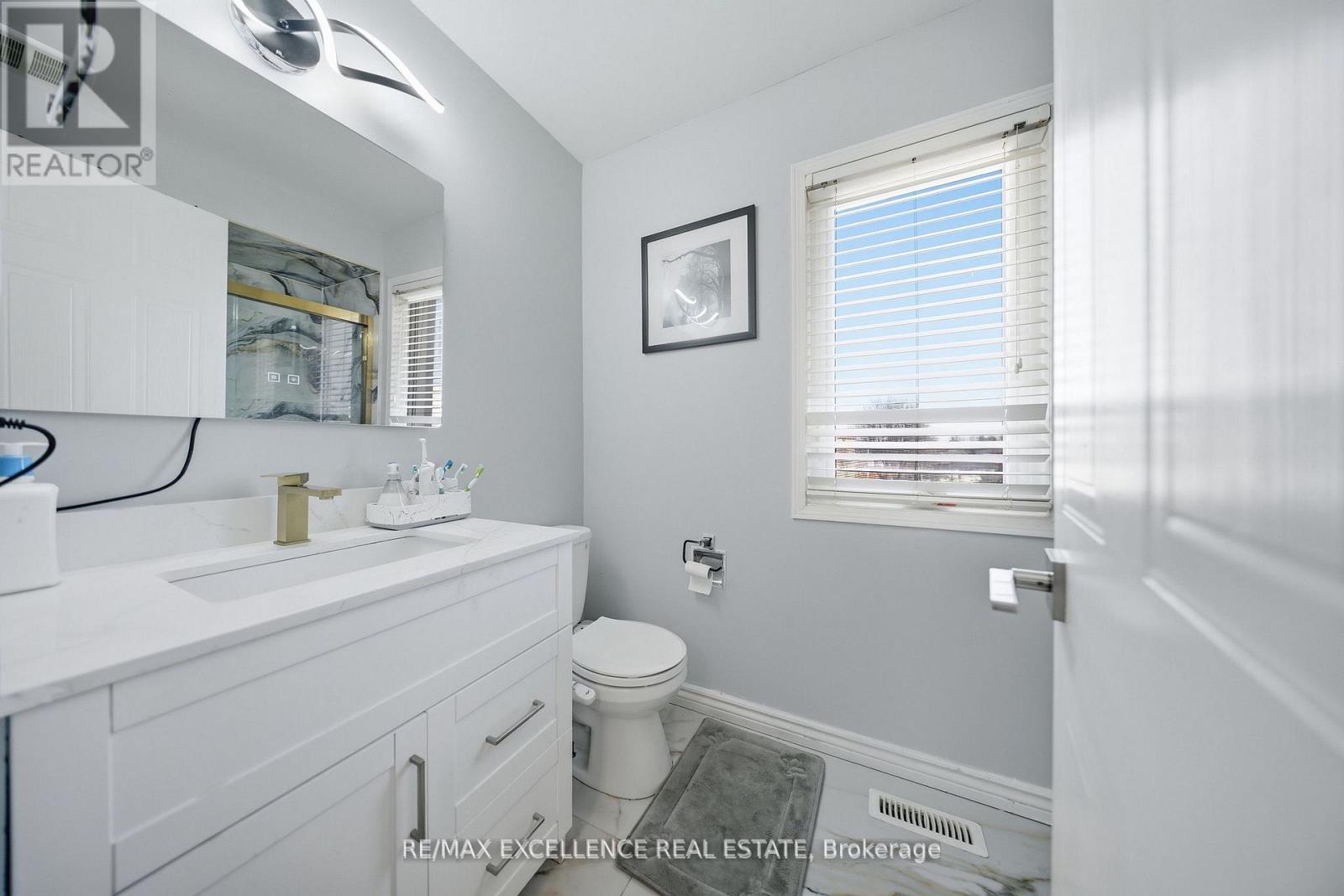 46 Nectarine Crescent, Brampton, ON - Indoor Photo Showing Bathroom