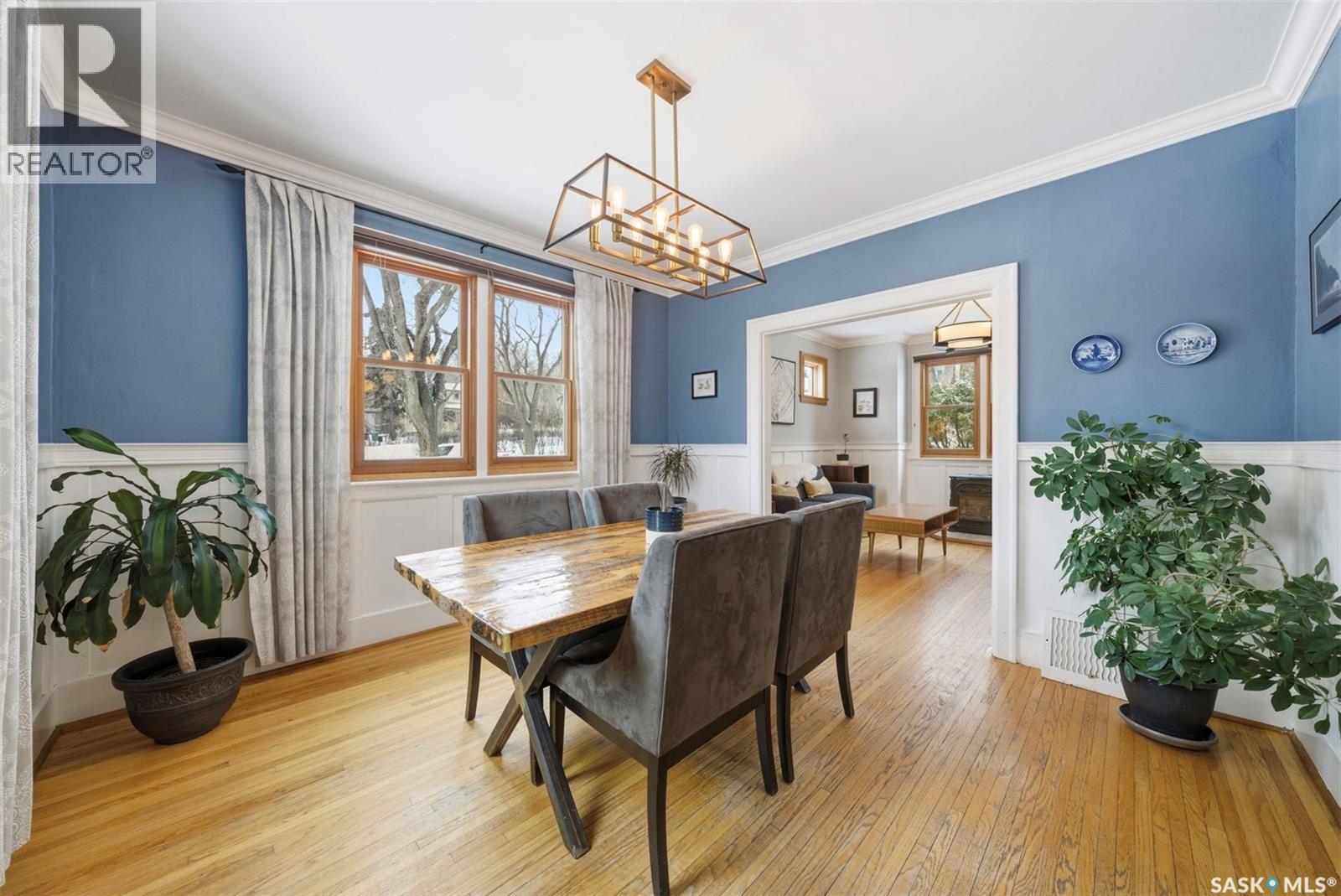 615 Walmer Road, Saskatoon, SK - Indoor Photo Showing Dining Room