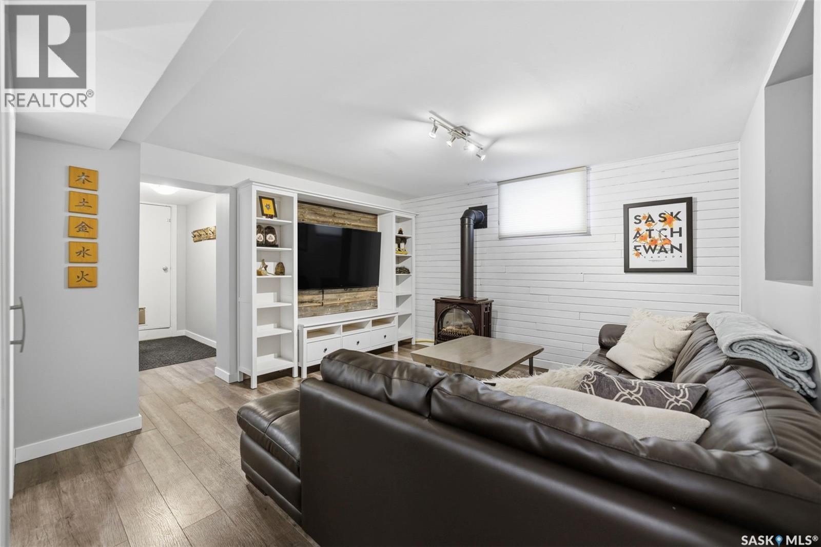 615 Walmer Road, Saskatoon, SK - Indoor