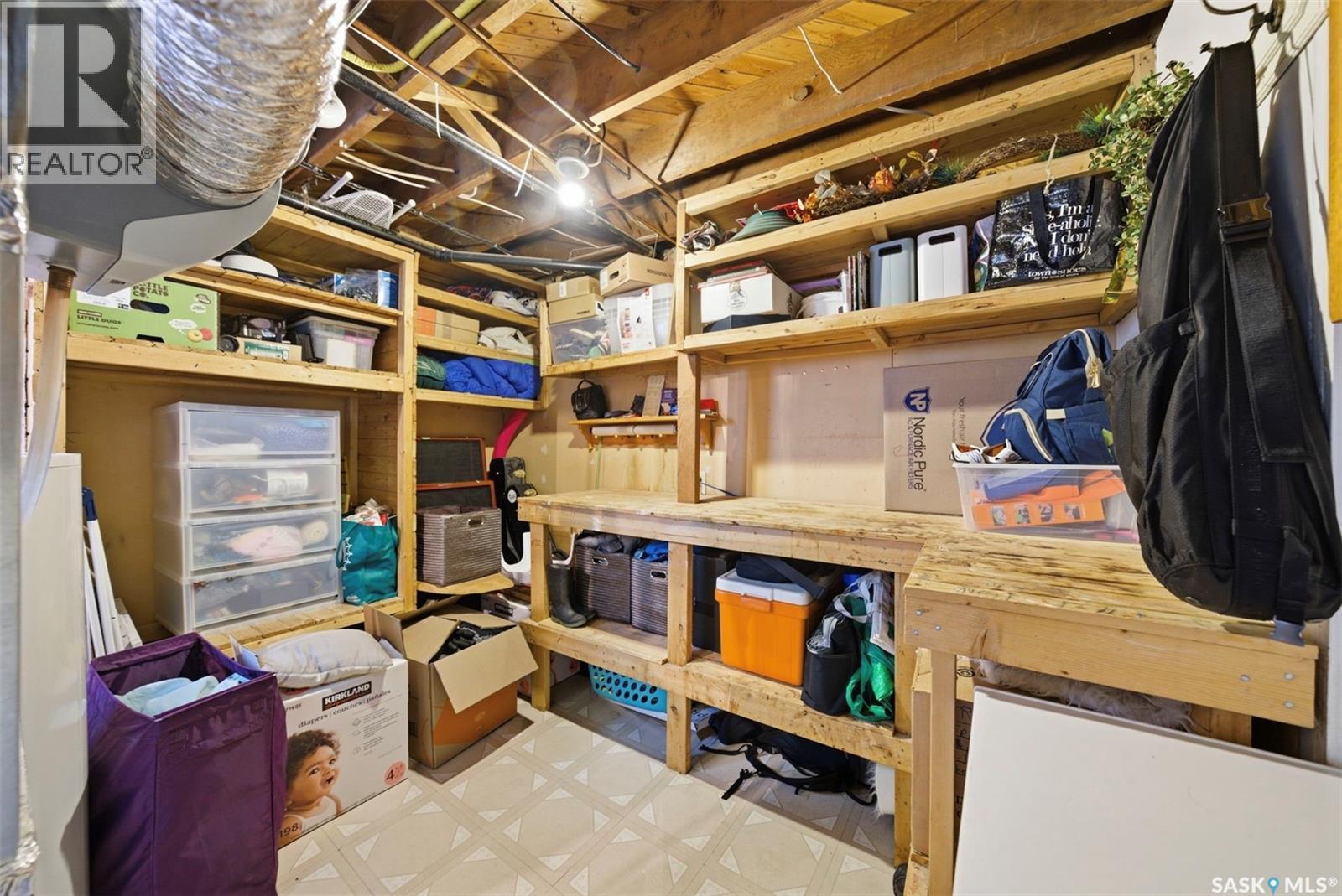 615 Walmer Road, Saskatoon, SK - Indoor