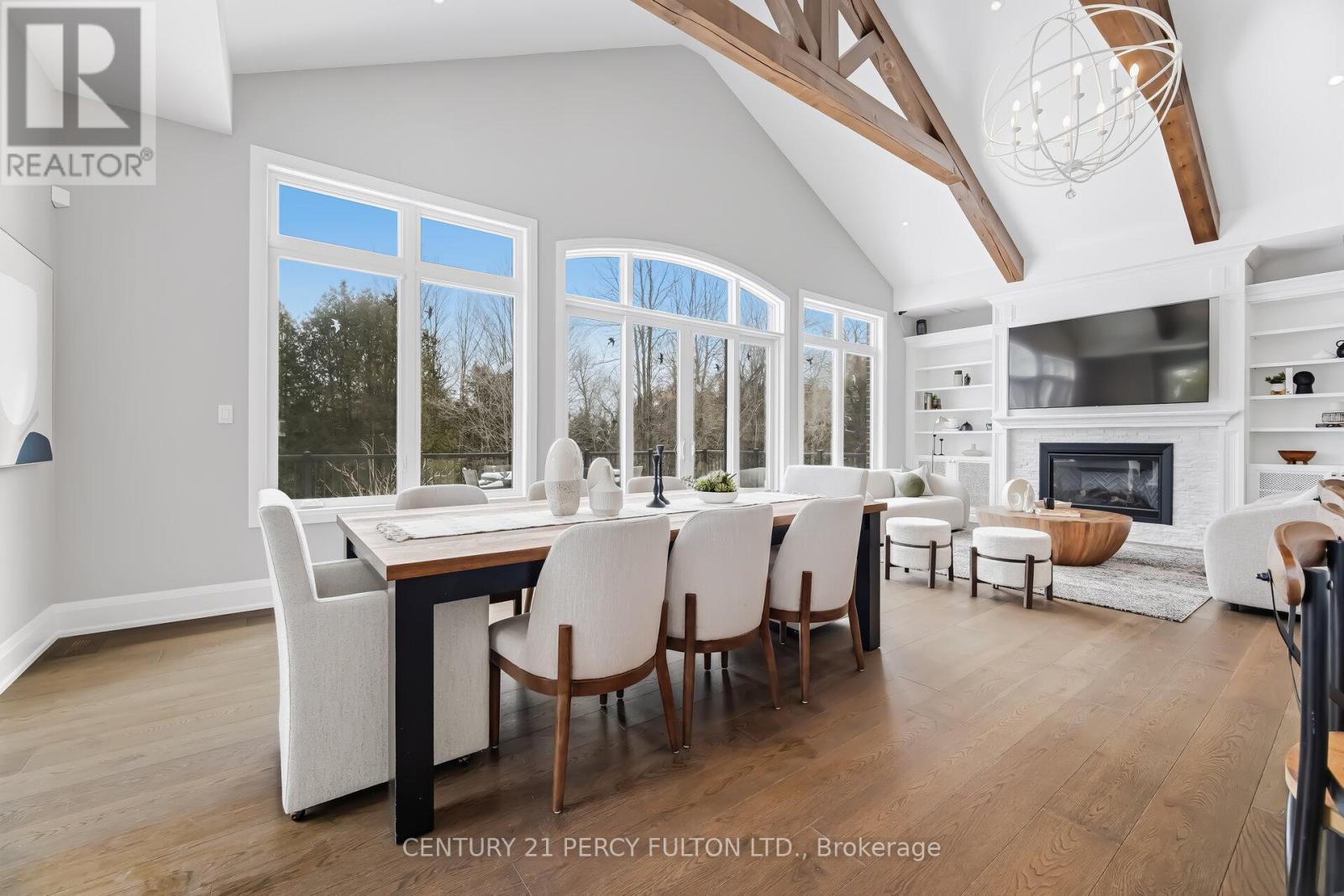3905 Sideline 14, Pickering, ON - Indoor Photo Showing Dining Room With Fireplace
