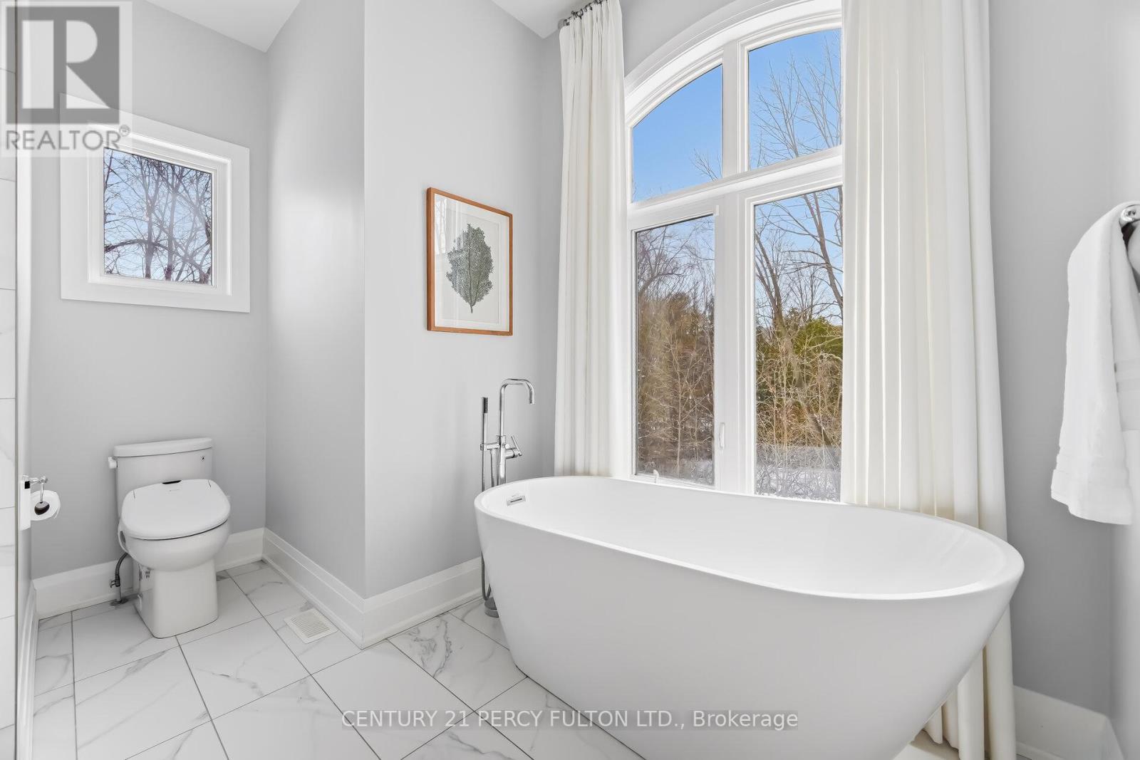 3905 Sideline 14, Pickering, ON - Indoor Photo Showing Bathroom