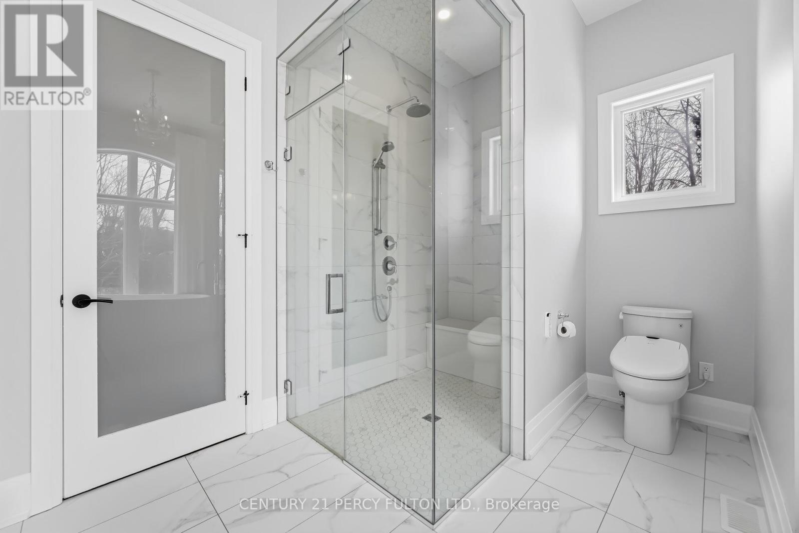 3905 Sideline 14, Pickering, ON - Indoor Photo Showing Bathroom