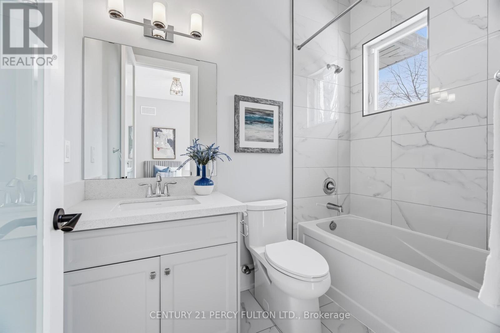 3905 Sideline 14, Pickering, ON - Indoor Photo Showing Bathroom