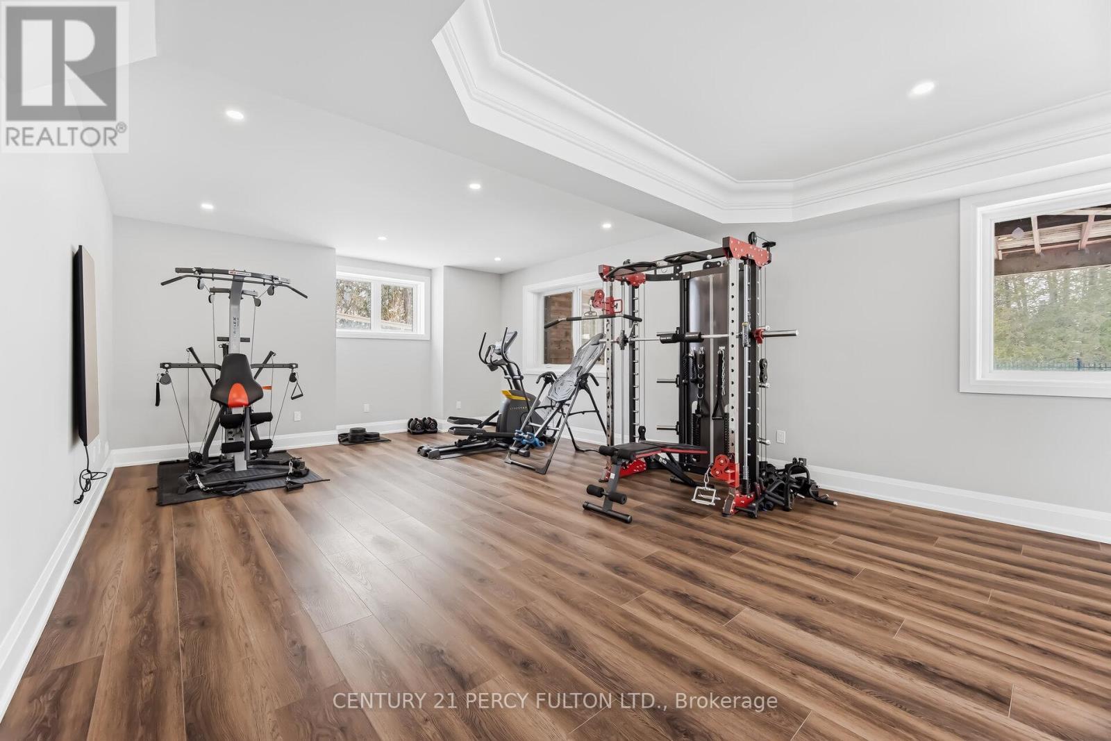 3905 Sideline 14, Pickering, ON - Indoor Photo Showing Gym Room