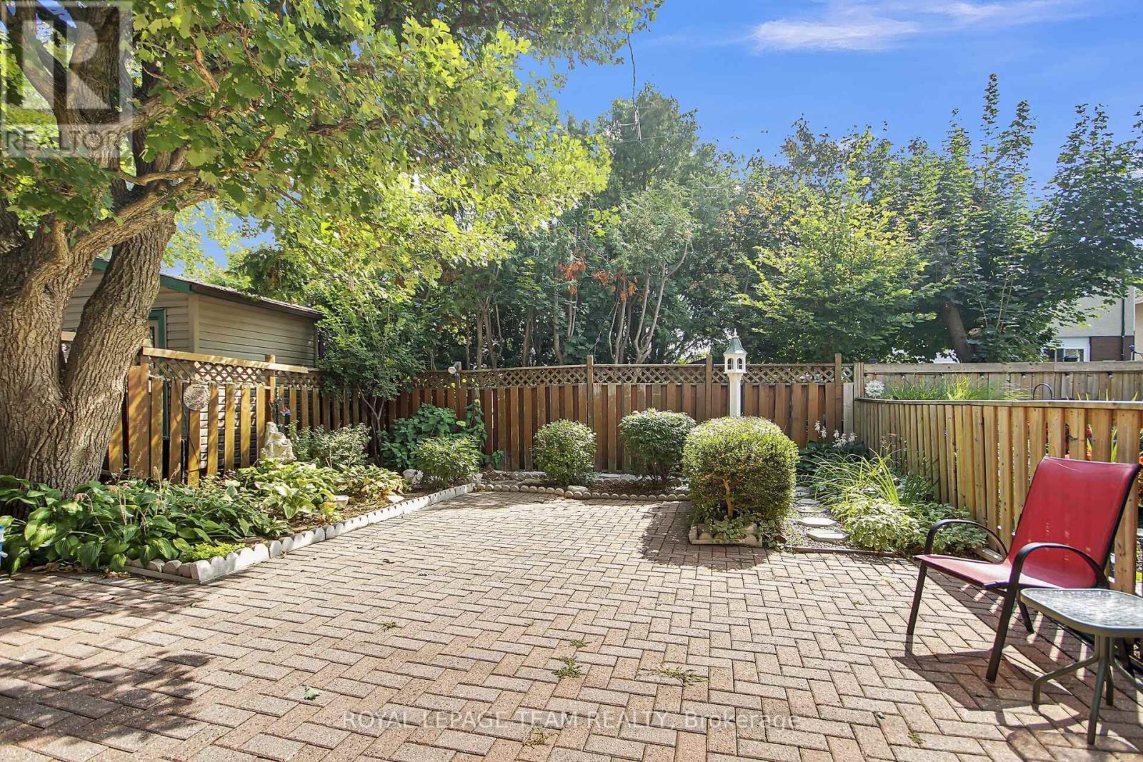 962 Dynes Road, Ottawa, ON - Outdoor With Deck Patio Veranda