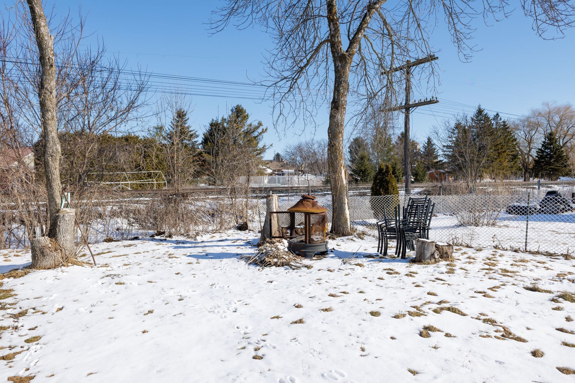 Courtyard - 41 Rue André, Saint-Clet, QC - Outdoor