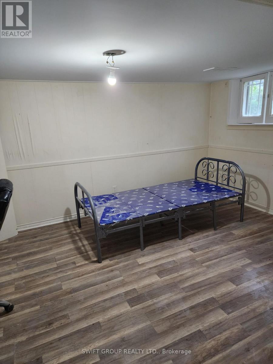 141 Kitchener Road, Toronto, ON - Indoor