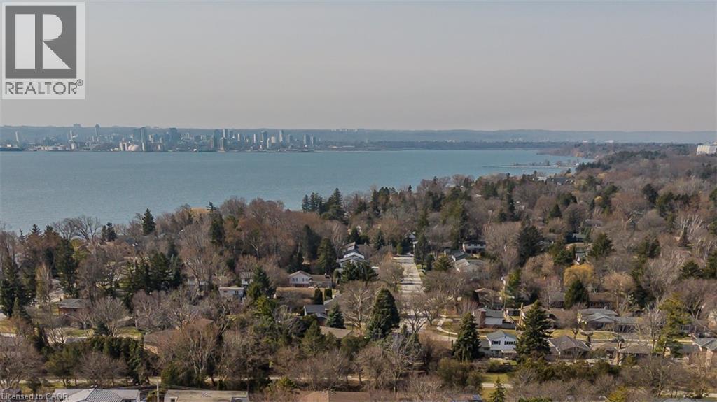 621 Francis Road, Burlington, ON - Outdoor With Body Of Water With View