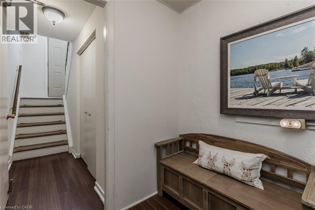 621 Francis Road, Burlington, ON - Indoor Photo Showing Other Room