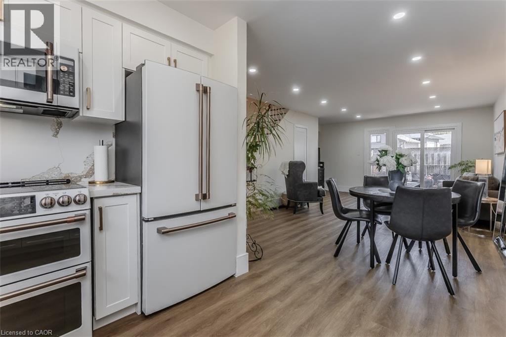 621 Francis Road, Burlington, ON - Indoor