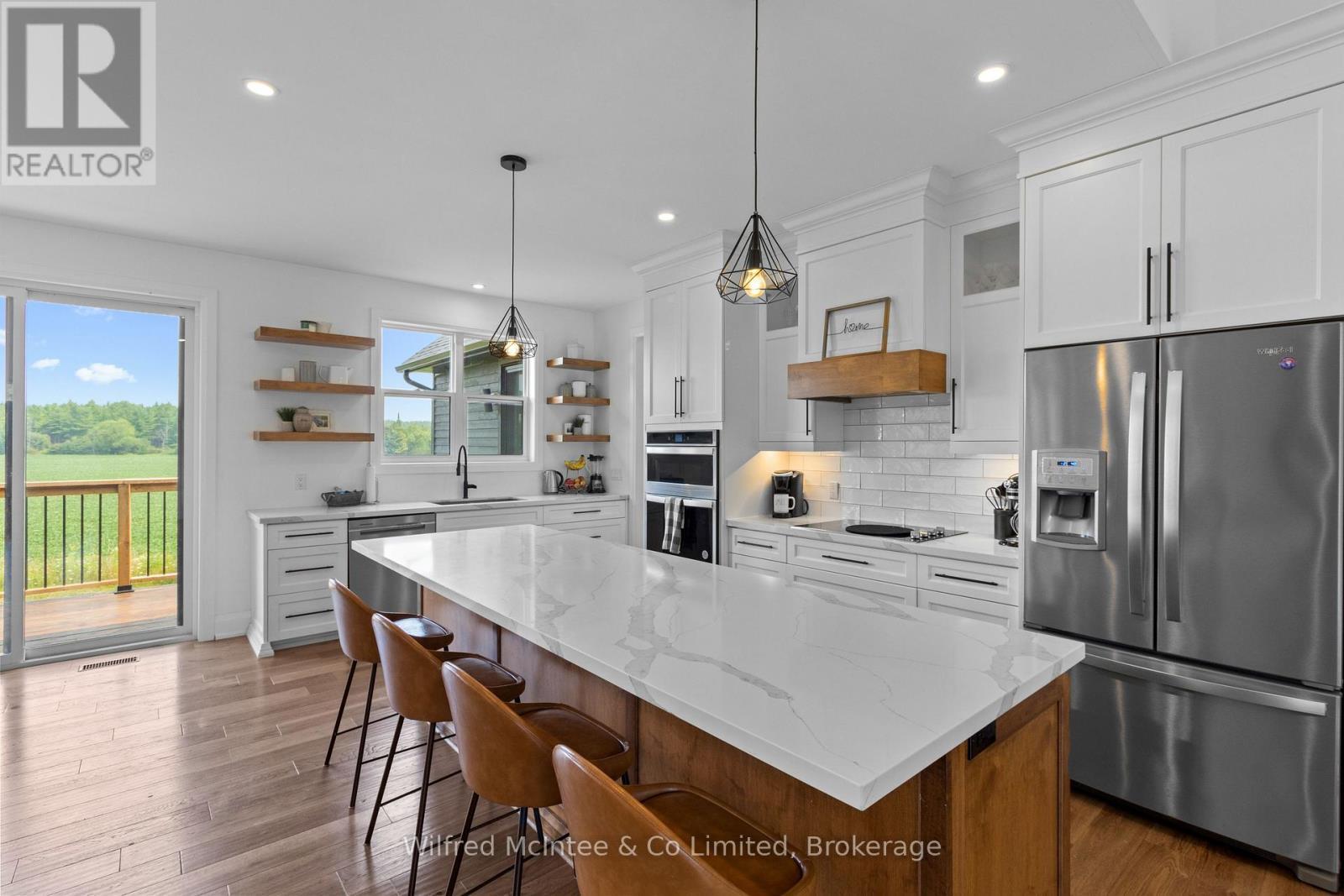 574461 Sideroad 40, West Grey, ON - Indoor Photo Showing Kitchen With Upgraded Kitchen