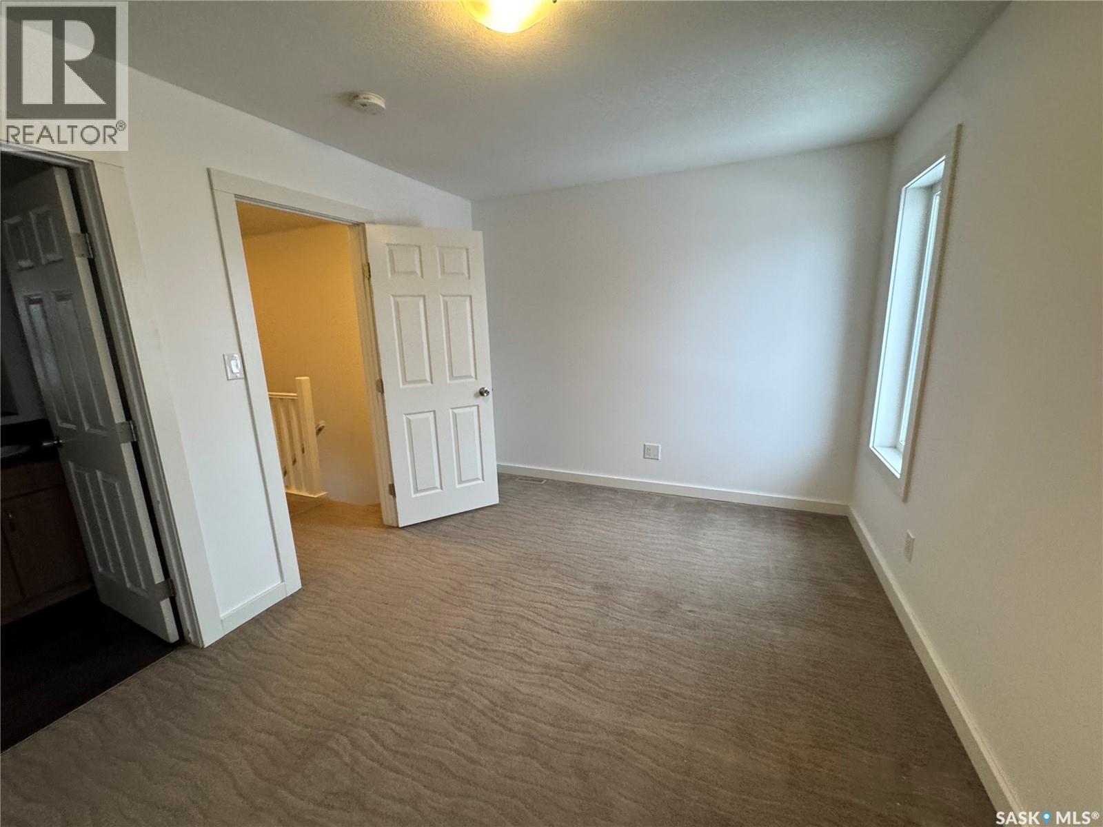 527 Alexandra Street, Weyburn, SK - Indoor Photo Showing Other Room