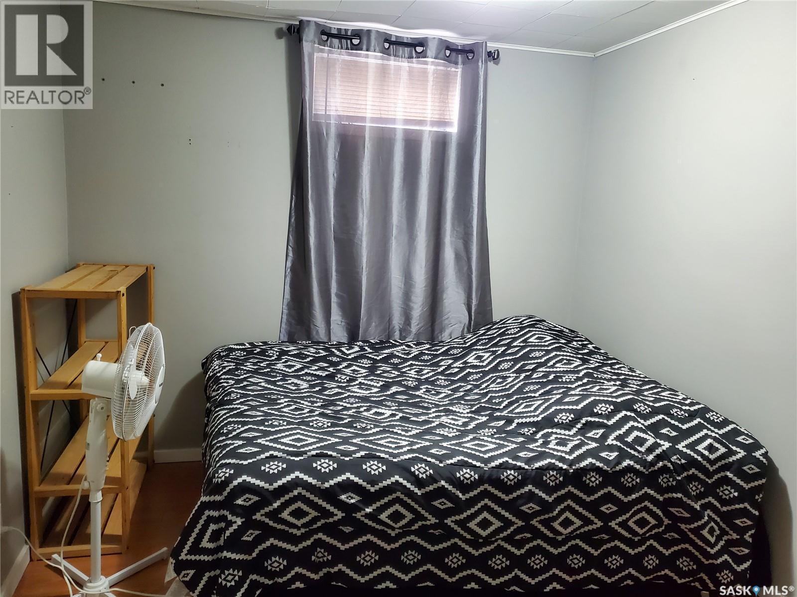 102 Railway Avenue E, Waldeck, SK - Indoor Photo Showing Bedroom
