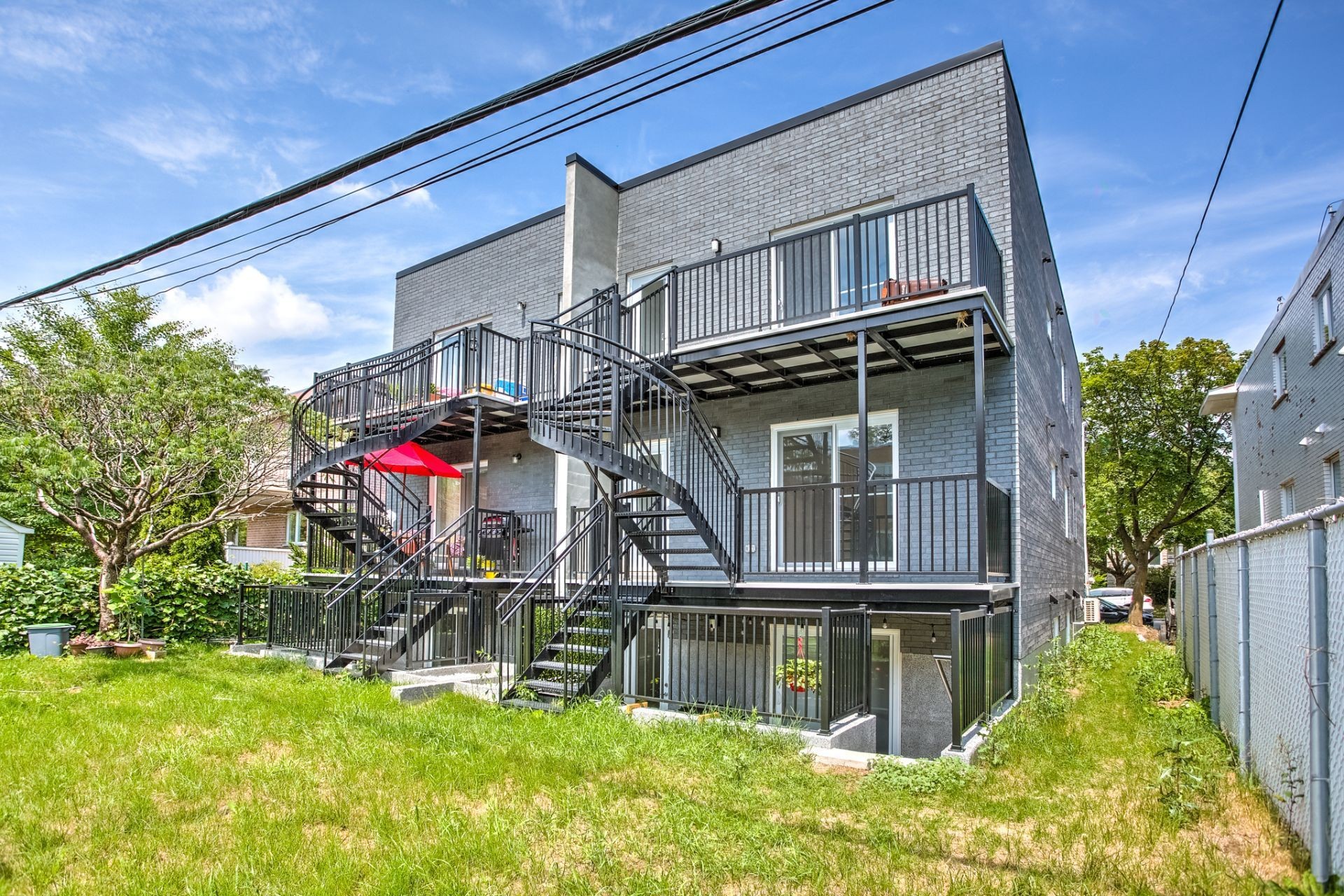 Back of Structure - 3950 Rue Lacordaire, Montréal (Mercier/Hochelaga-Maisonneuve), QC - Outdoor With Deck Patio Veranda