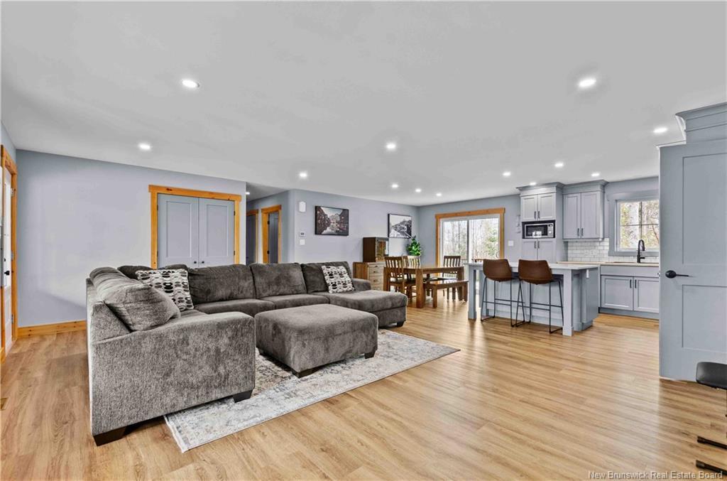 30 Loyalist Lane, Upper Kingsclear, NB