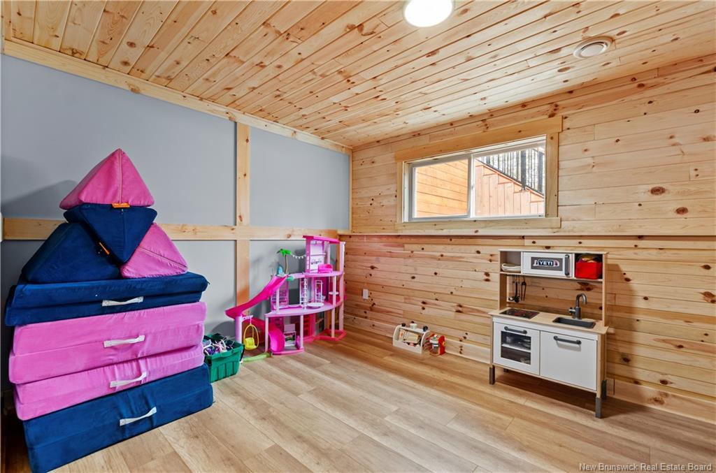 30 Loyalist Lane, Upper Kingsclear, NB