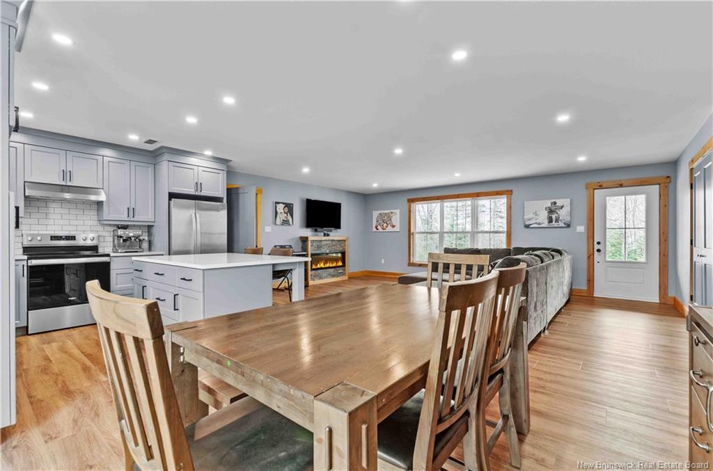 30 Loyalist Lane, Upper Kingsclear, NB