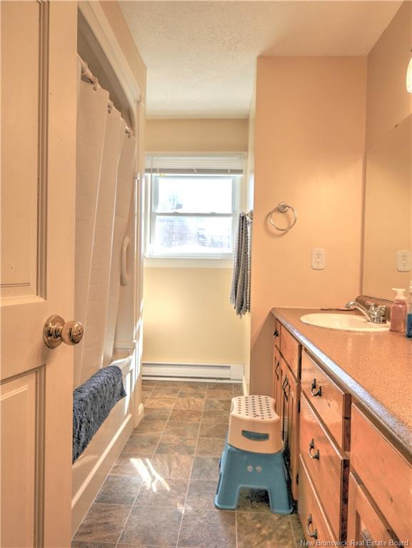 126 Christopher Dr, Burton, NB