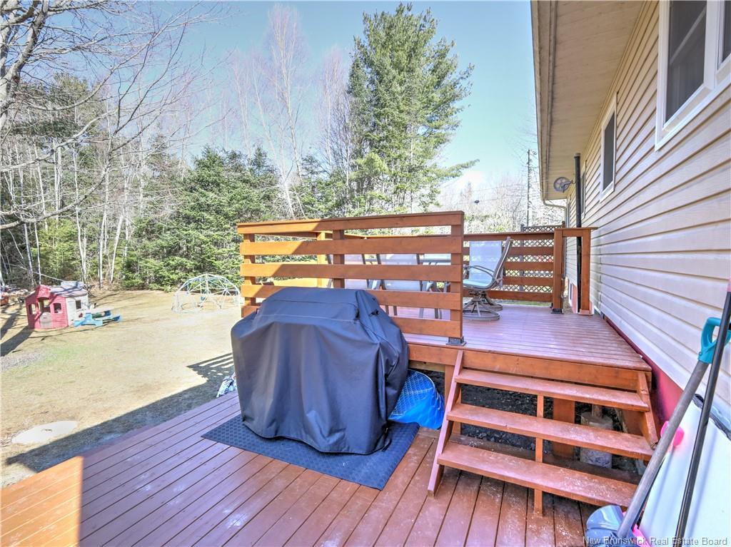 126 Christopher Dr, Burton, NB