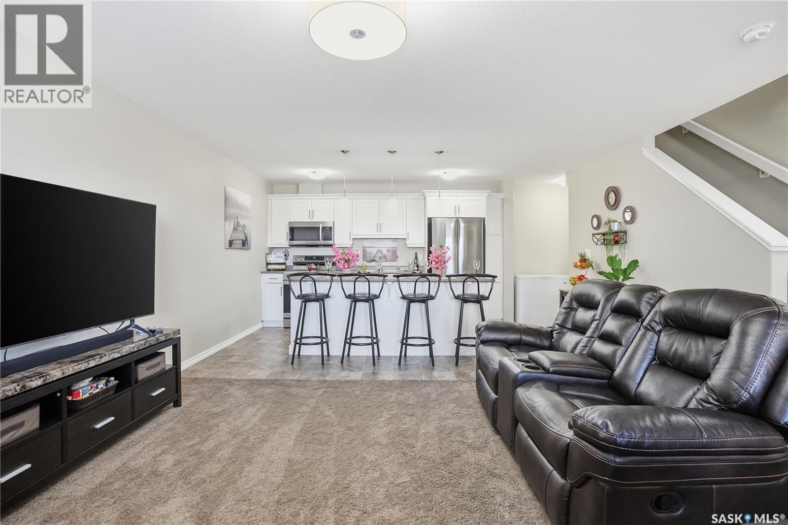 3477 Elgaard Drive, Regina, SK - Indoor Photo Showing Living Room