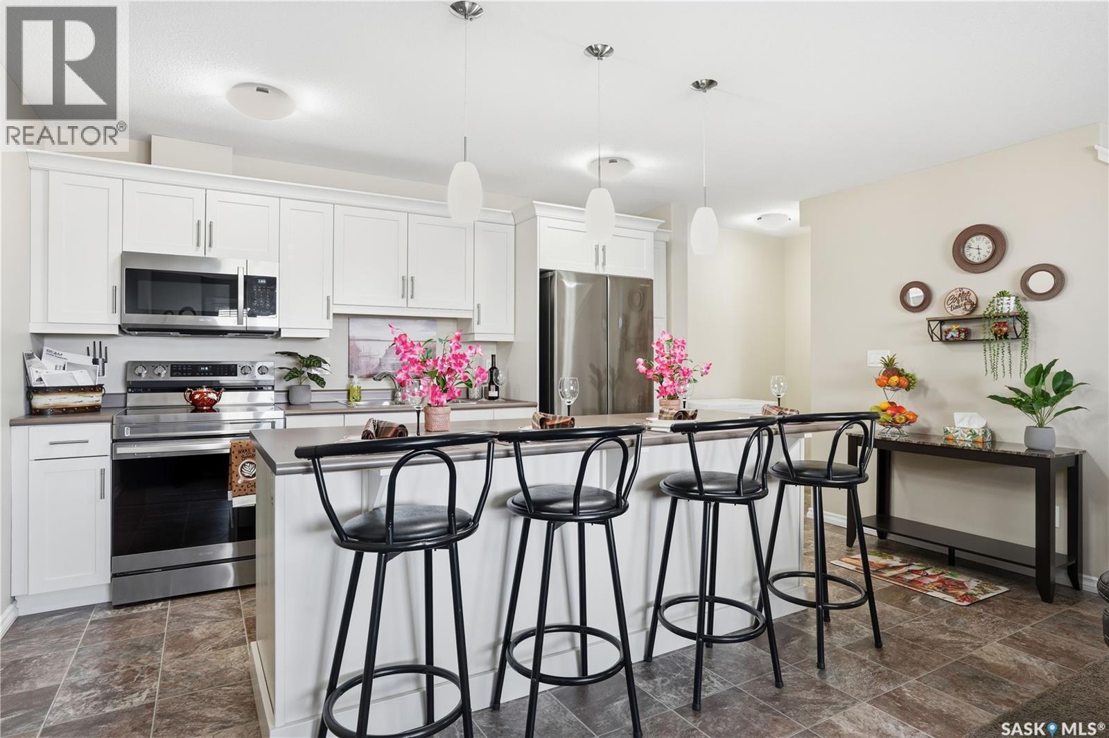 3477 Elgaard Drive, Regina, SK - Indoor Photo Showing Kitchen With Upgraded Kitchen
