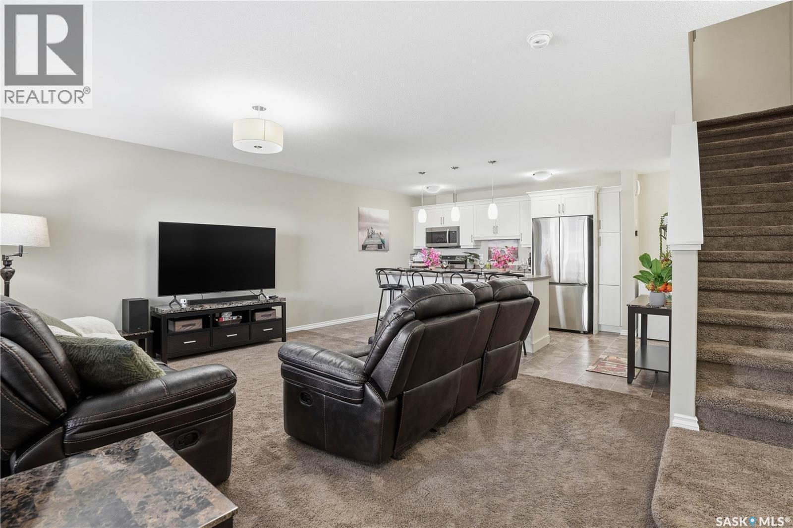 3477 Elgaard Drive, Regina, SK - Indoor Photo Showing Living Room