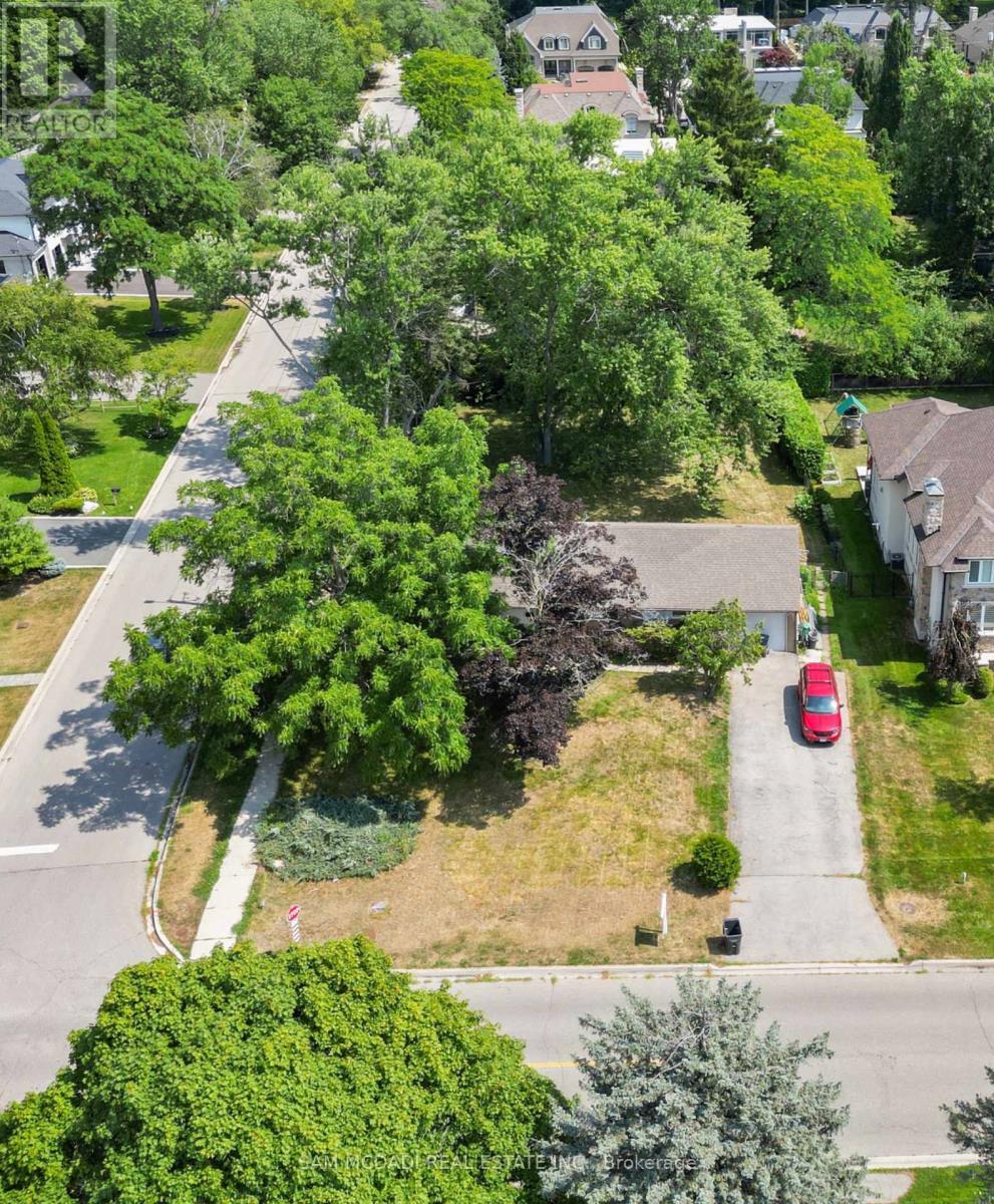 1491 Woodeden Drive, Mississauga, ON - Outdoor