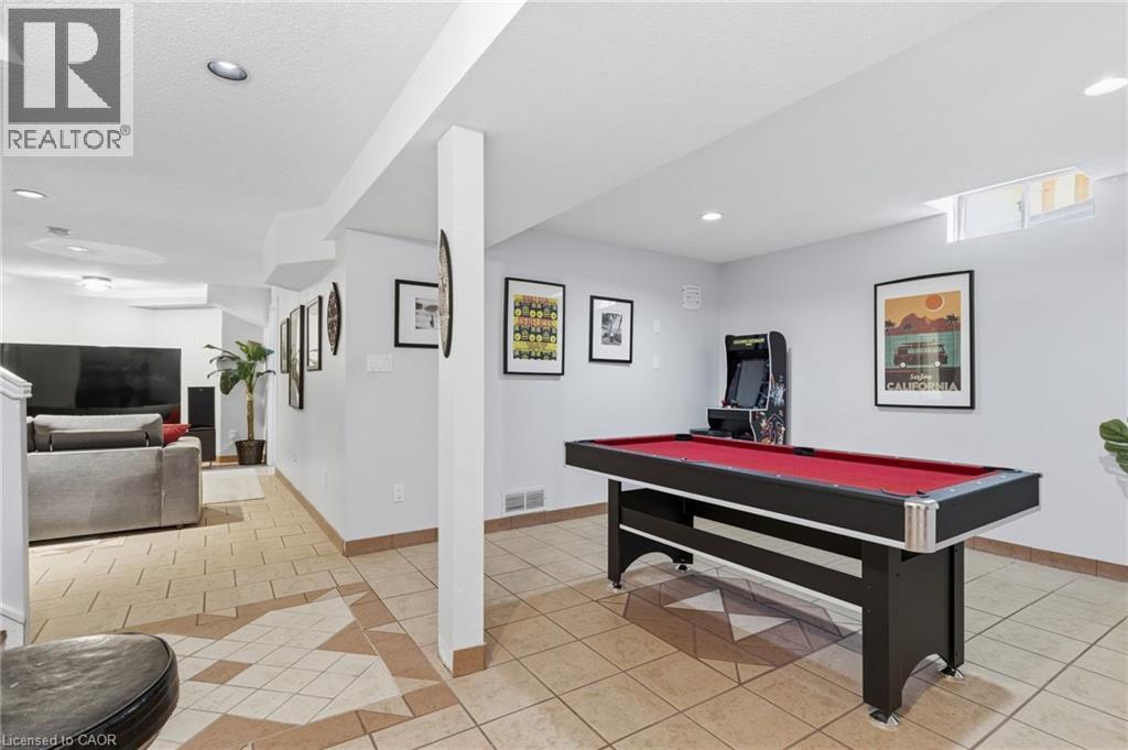 2223 Headon Road, Burlington, ON - Indoor Photo Showing Other Room