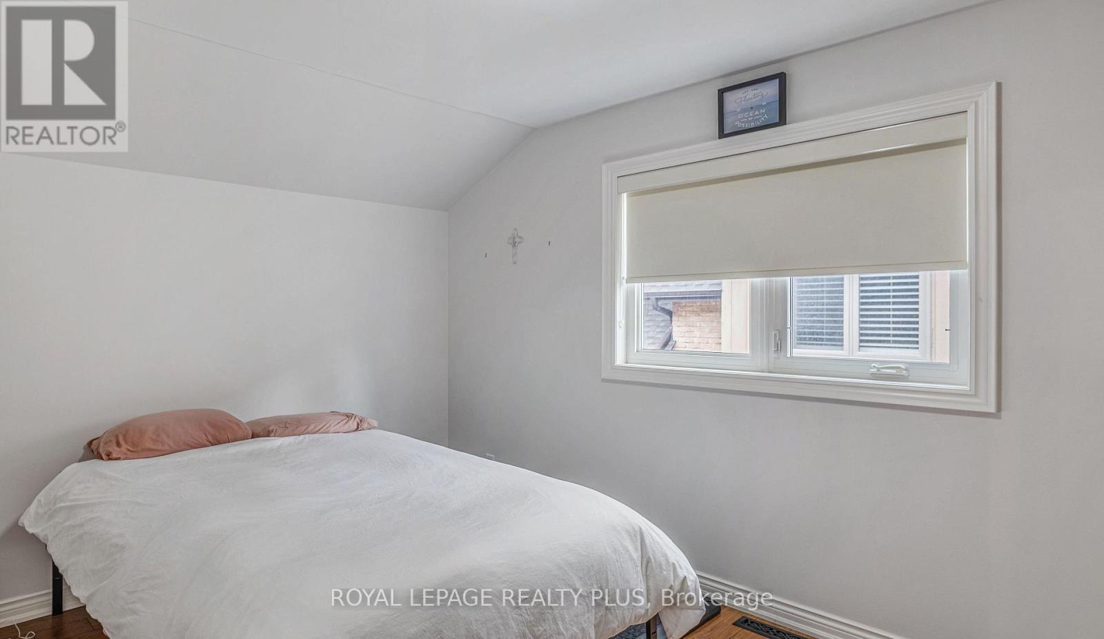 4279 Bridlepath Trail, Mississauga, ON - Indoor Photo Showing Bedroom
