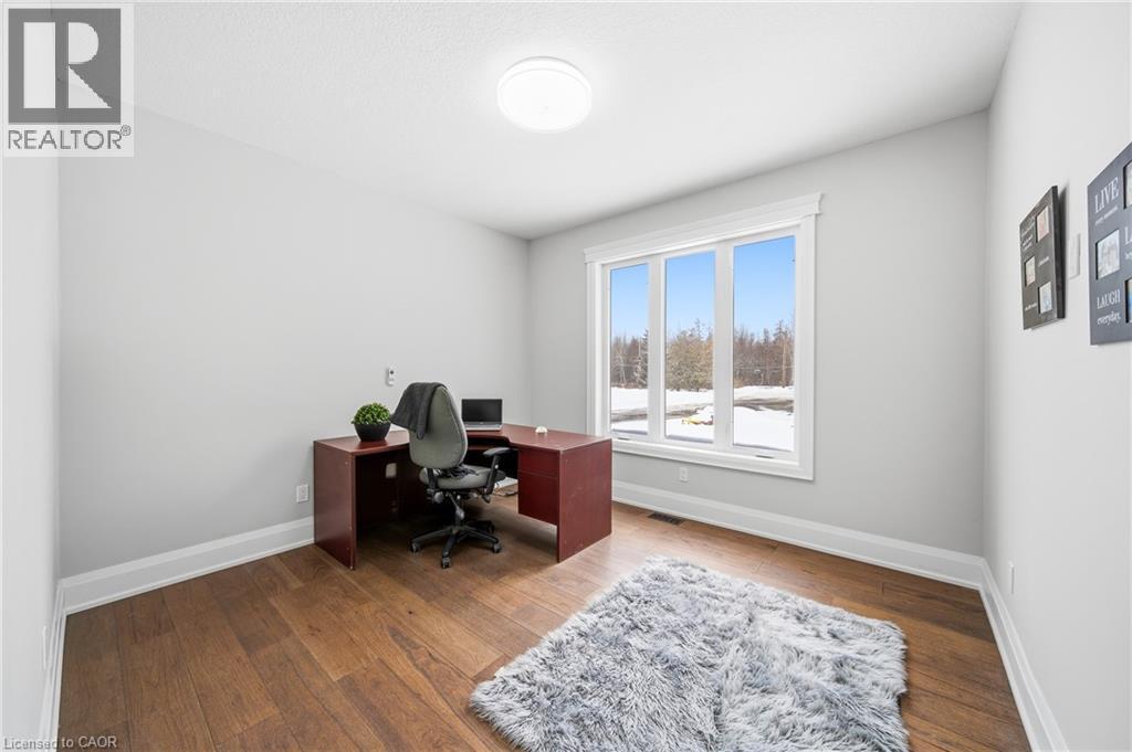 75 Robinson Road, Cambridge, ON - Indoor