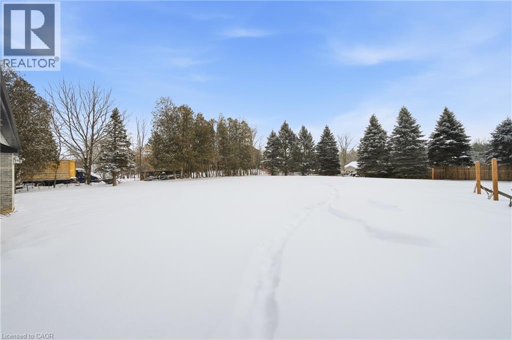 75 Robinson Road, Cambridge, ON - Outdoor