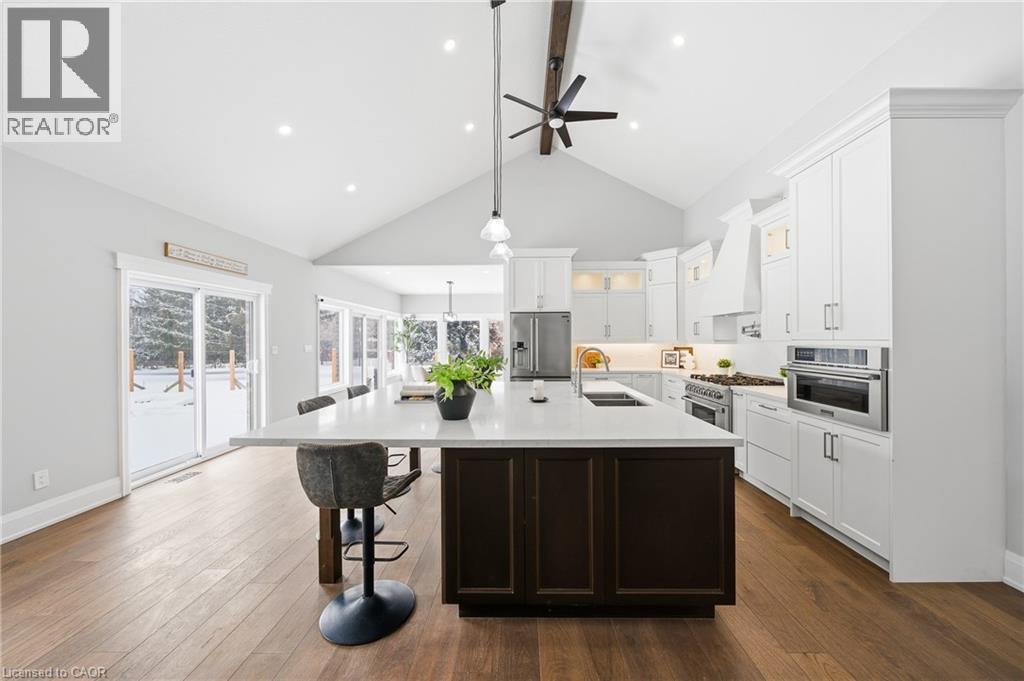 75 Robinson Road, Cambridge, ON - Indoor Photo Showing Kitchen With Double Sink