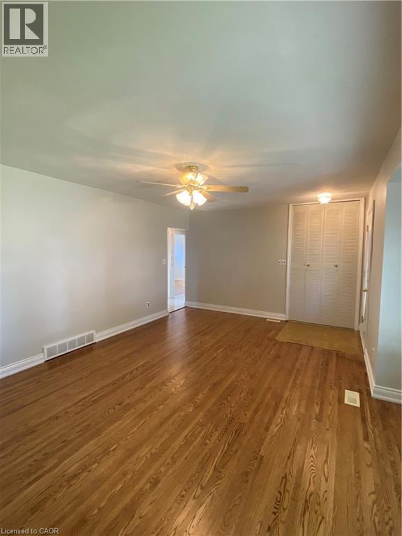 21 Bluebird Avenue, Hamilton, ON
