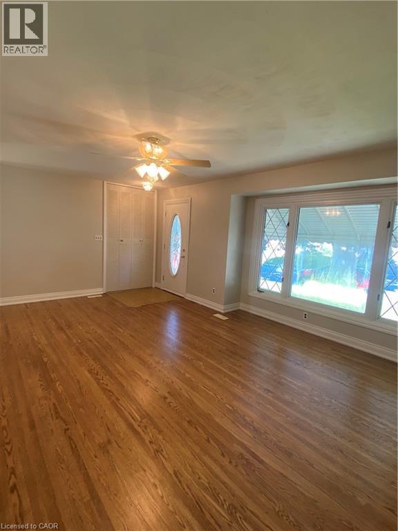 21 Bluebird Avenue, Hamilton, ON