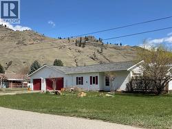 547 Eighth Avenue Midway, BC V0H 1M0