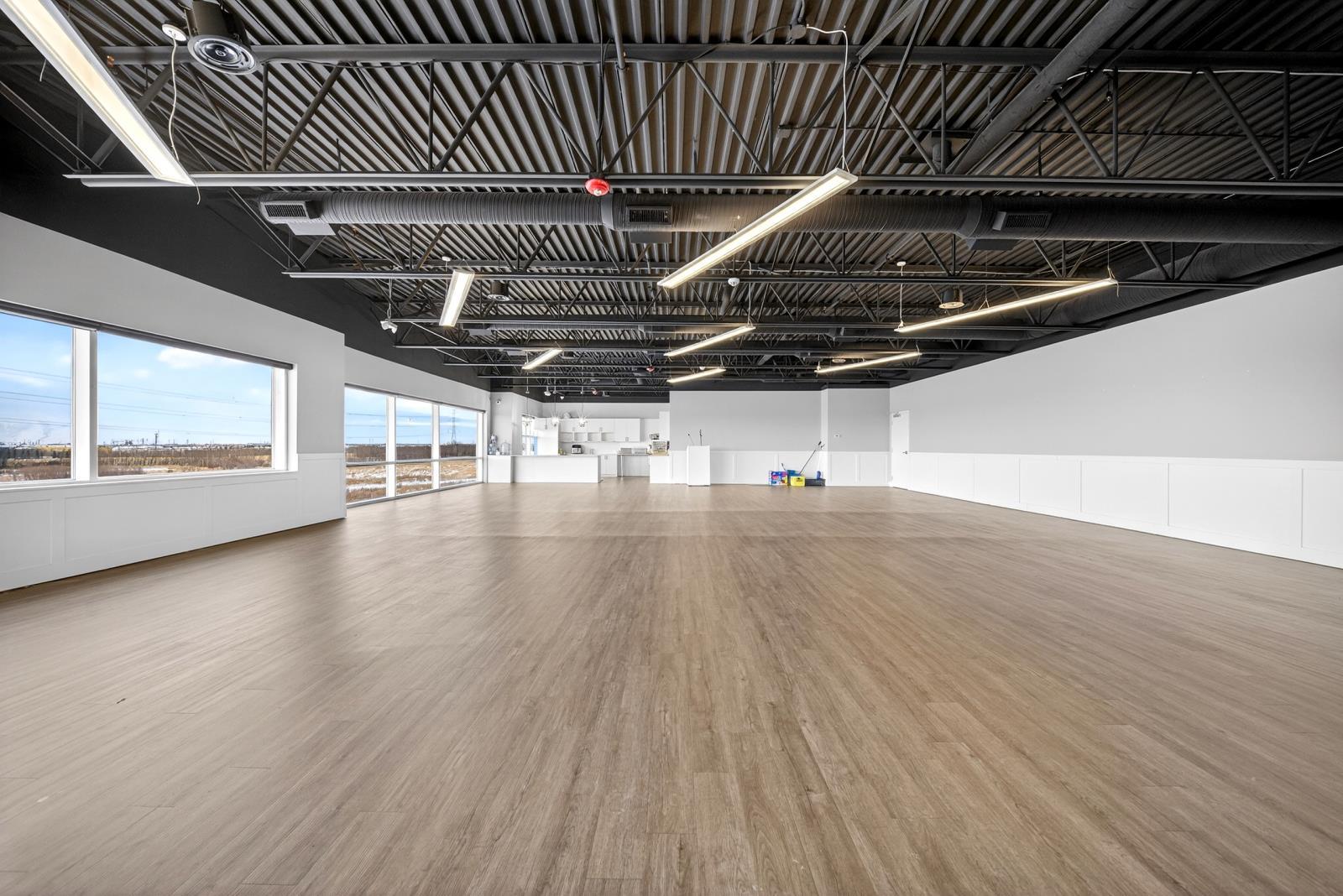 4954 Roper Road, Edmonton, AB